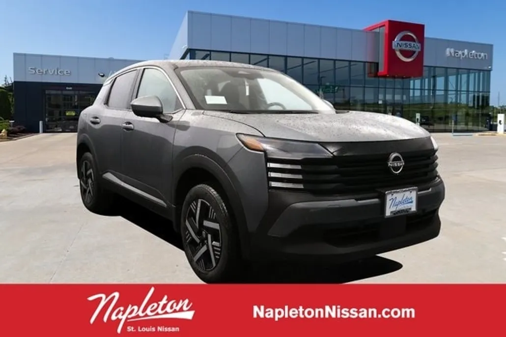 2025 Nissan Kicks SV photo 1