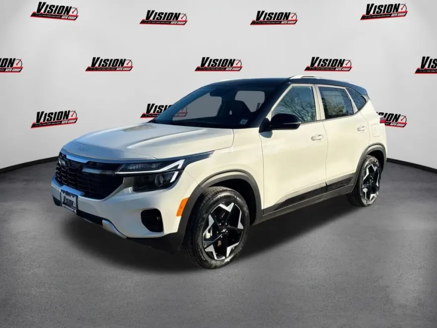 2025 Kia Seltos S photo 1