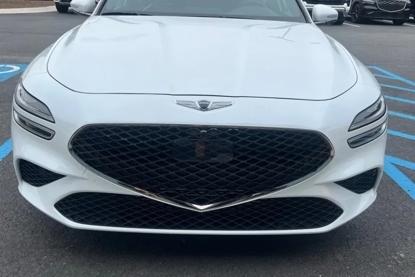 2023 Genesis G70 3.3T Sport Prestige photo 1