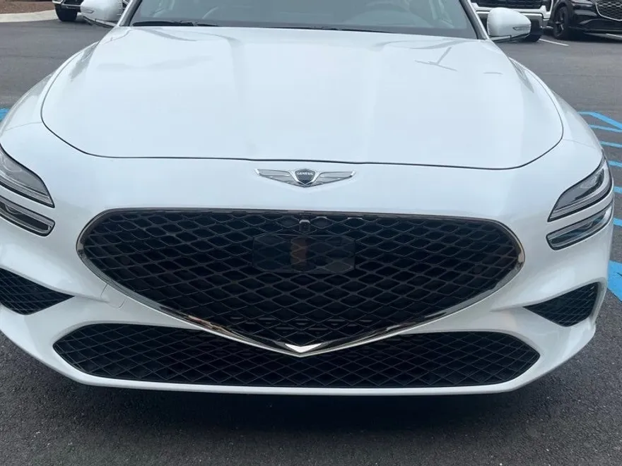 2023 Genesis G70 3.3T Sport Prestige photo 1