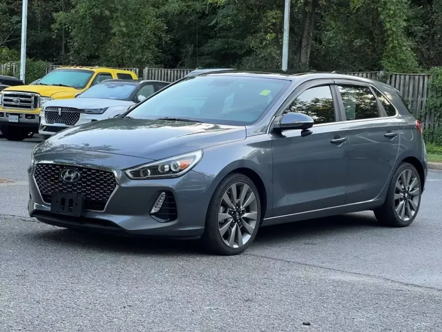 2018 Hyundai Elantra GT Sport photo 1