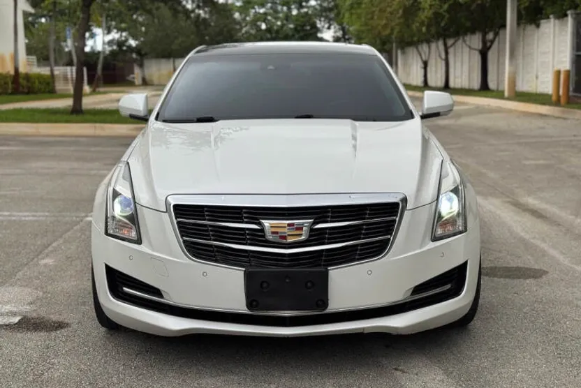 2017 Cadillac ATS 2.0T Luxury photo 1