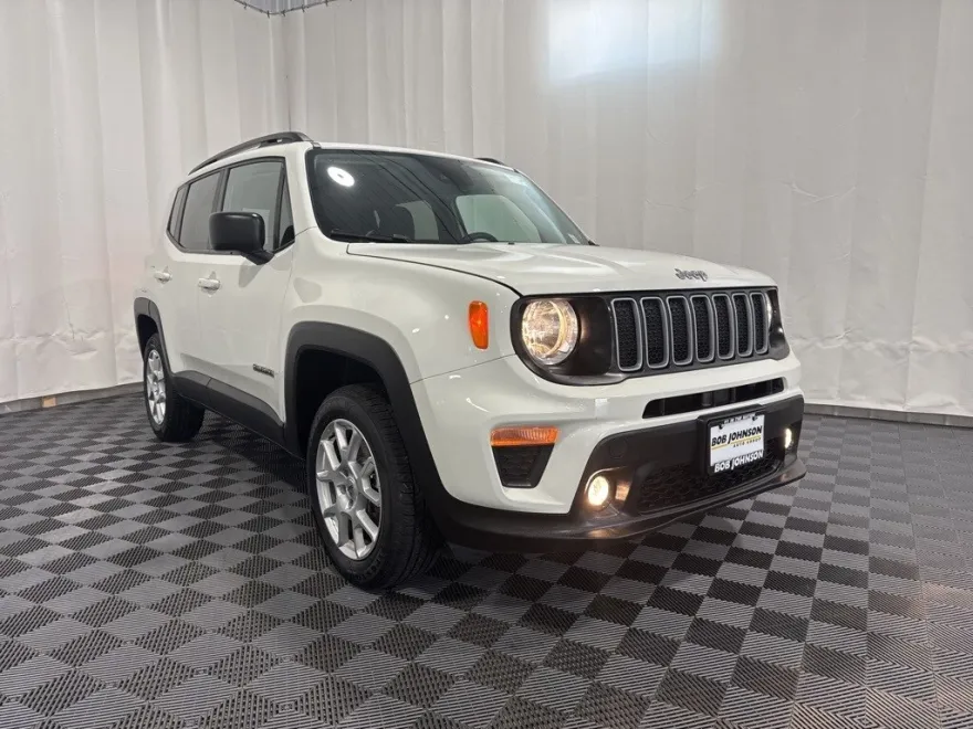 2022 Jeep Renegade Latitude photo 1