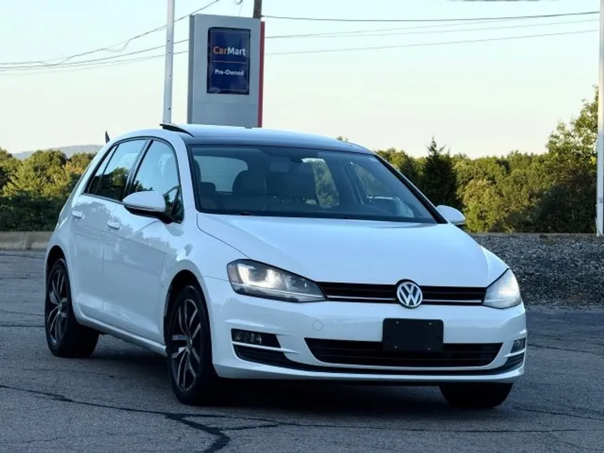 2015 Volkswagen Golf 1.8T TDI photo 1