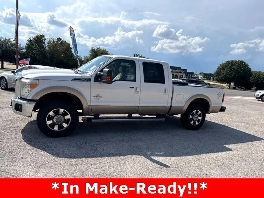 2012 Ford F-250 Lariat photo 1