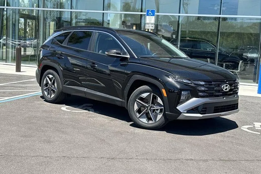 2025 Hyundai Tucson SEL Convenience photo 1