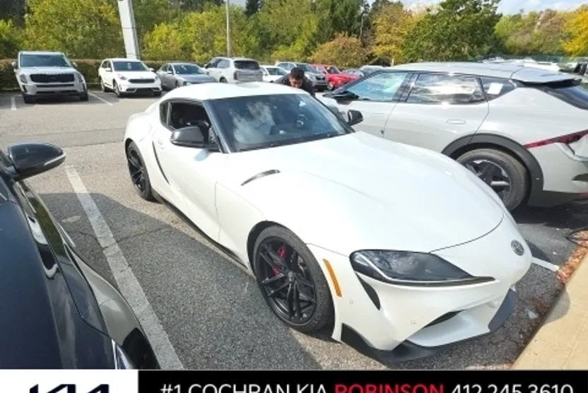2021 Toyota Supra 3.0 photo 1
