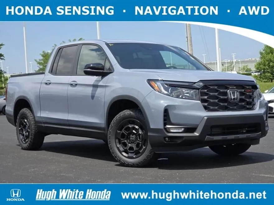 2025 Honda Ridgeline TrailSport photo 1