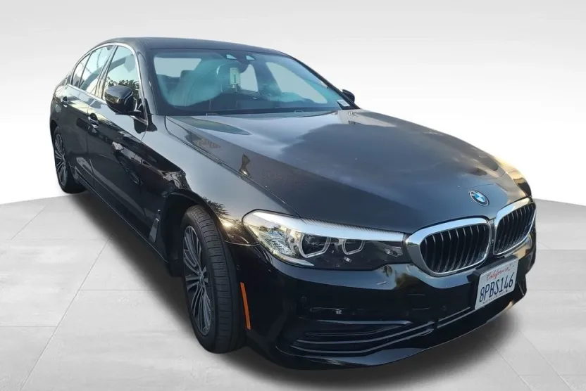2019 Bmw 530e Sedan photo 1