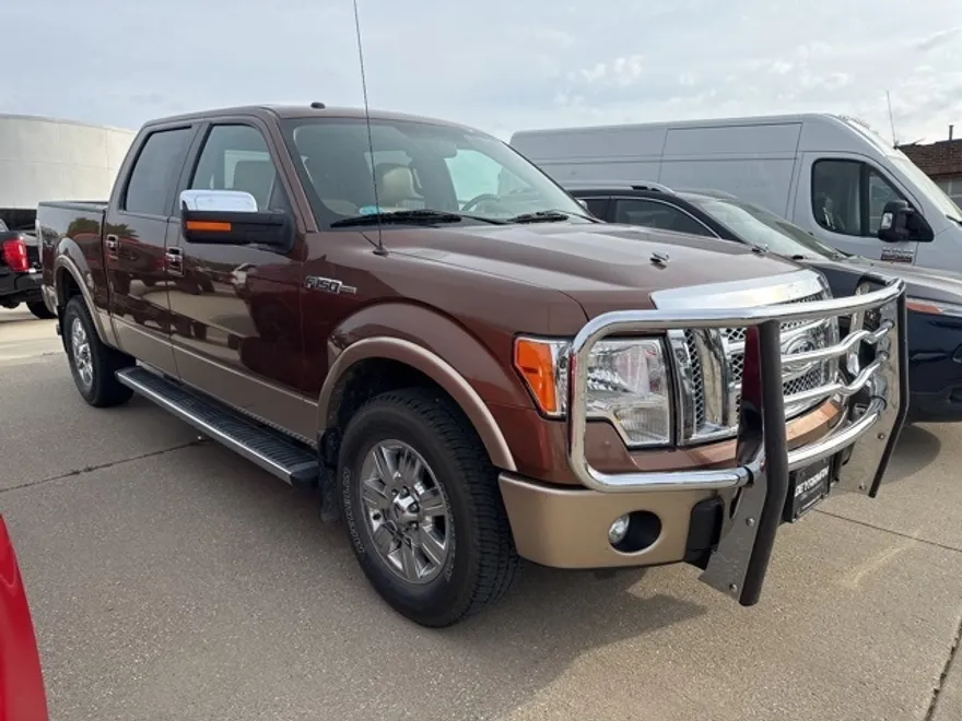 2011 Ford F-150 Lariat photo 1
