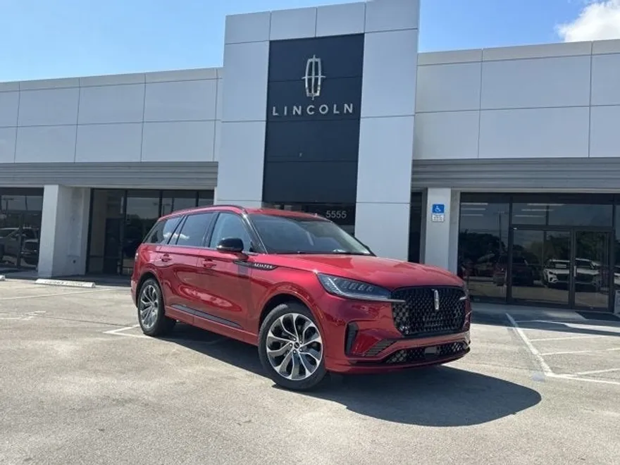 2025 Lincoln Aviator Premiere photo 1
