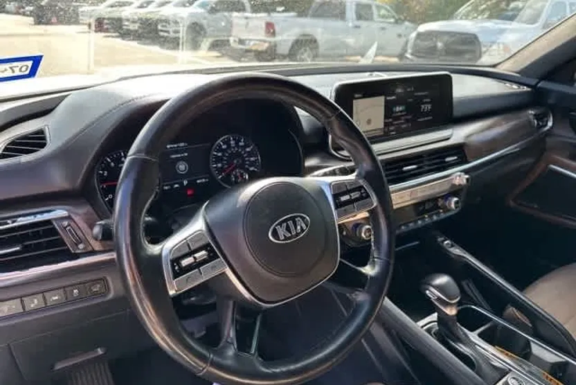 2020 Kia Telluride SX photo 1