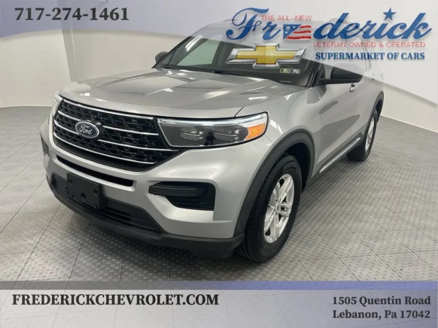 2021 Ford Explorer XLT photo 1
