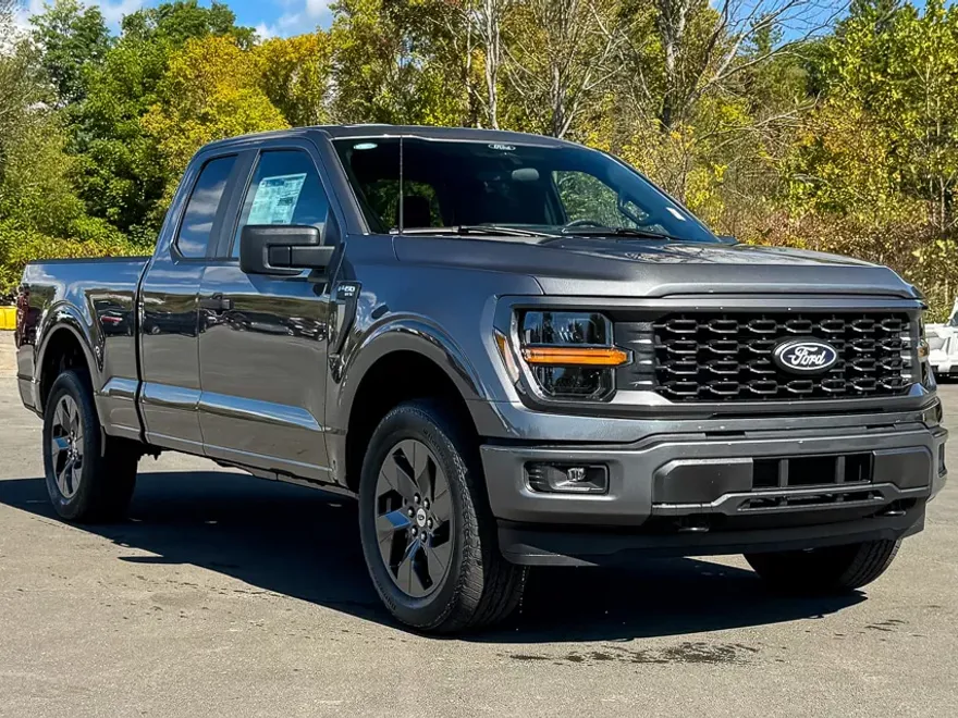 2025 Ford F-150 STX photo 1