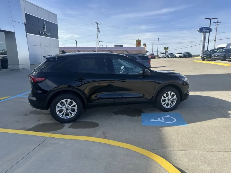 2025 Ford Escape Active photo 1