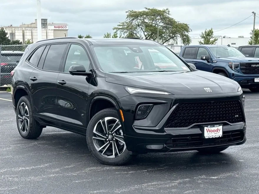 2026 Buick Enclave Sport Touring photo 1