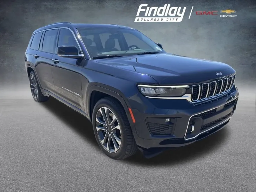 2023 Jeep Grand Cherokee Overland photo 1