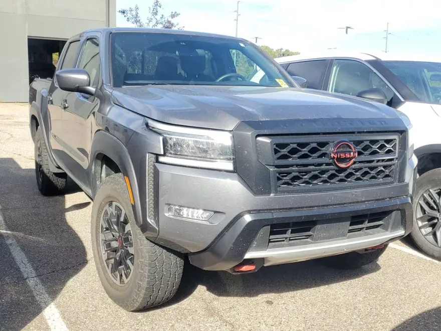 2024 Nissan Frontier PRO-4X photo 1