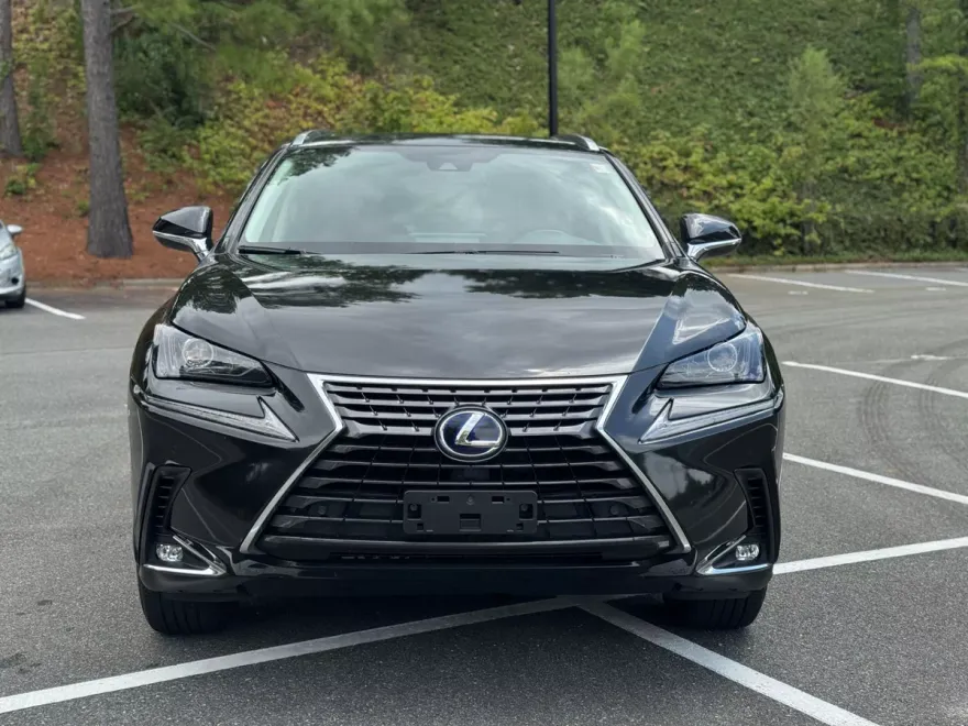 2021 Lexus NX 300h Premium photo 1