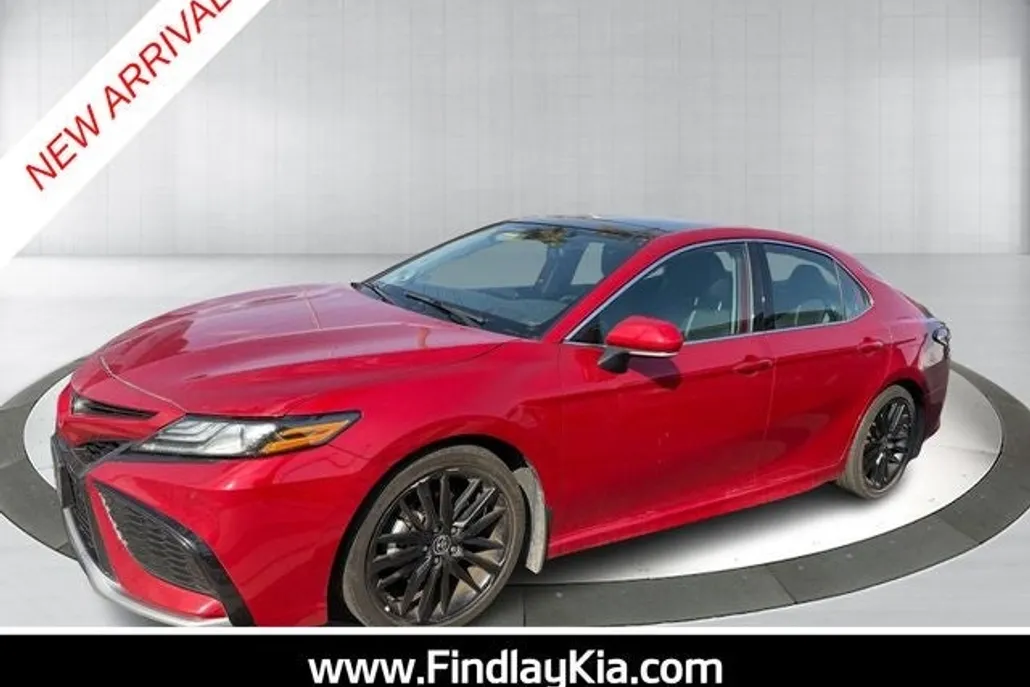 2023 Toyota Camry XSE V6 photo 1