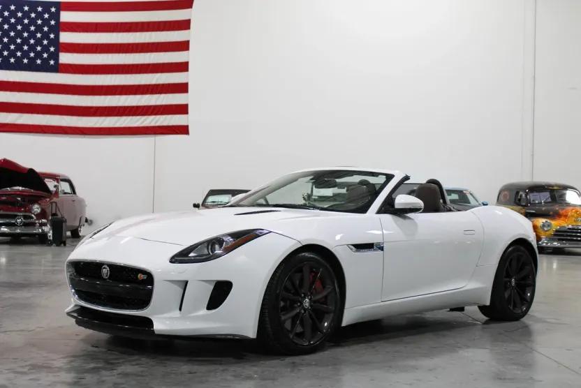 2014 Jaguar F-TYPE S photo 1