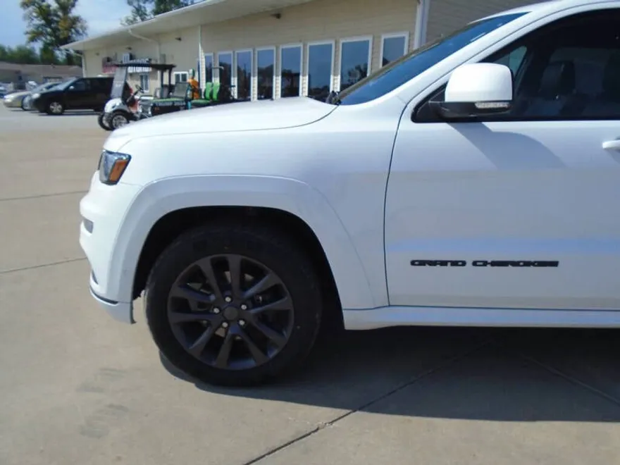 2018 Jeep Grand Cherokee Overland photo 1