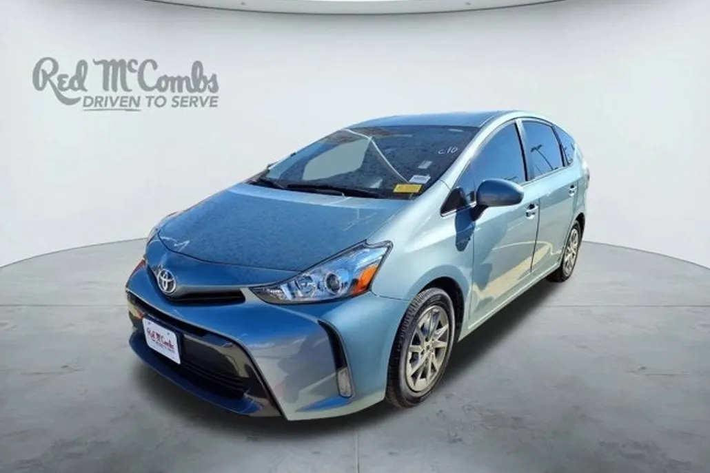2017 Toyota Prius V Four photo 1