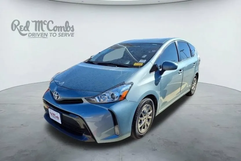 2017 Toyota Prius V Four photo 1