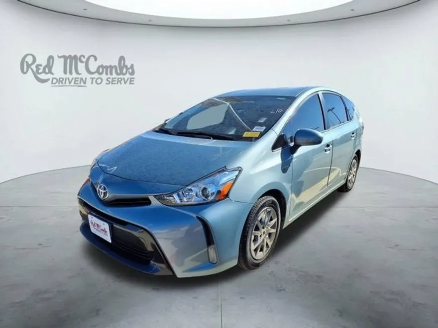 2017 Toyota Prius V Four photo 1
