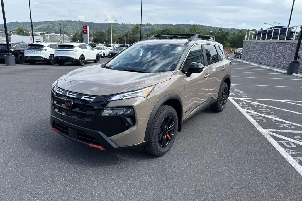 2026 Nissan Rogue SV photo 1