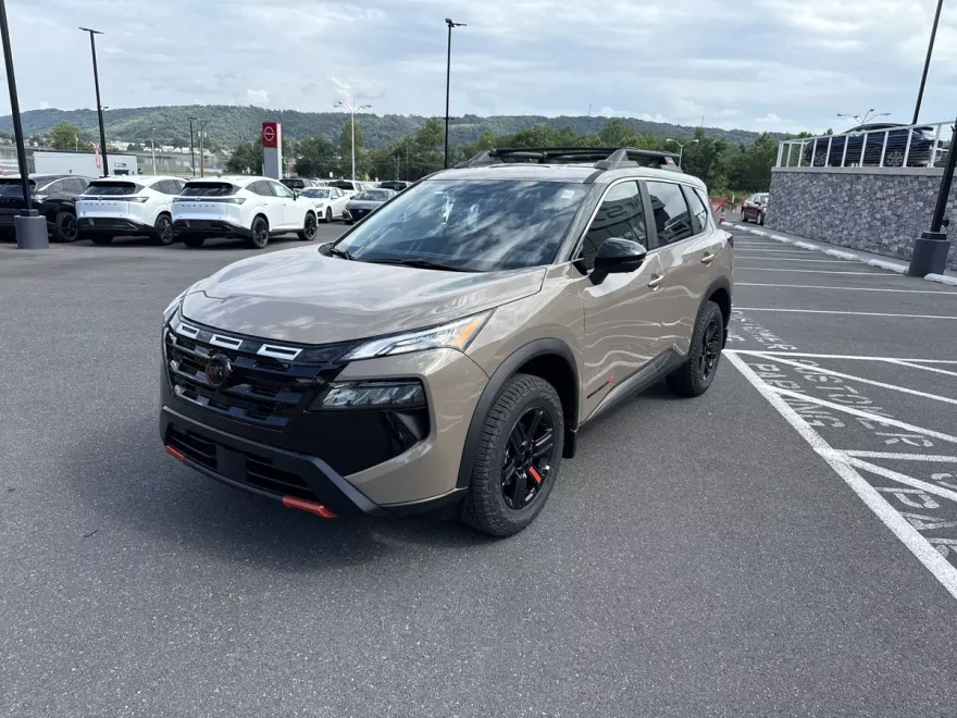 2026 Nissan Rogue SV photo 1