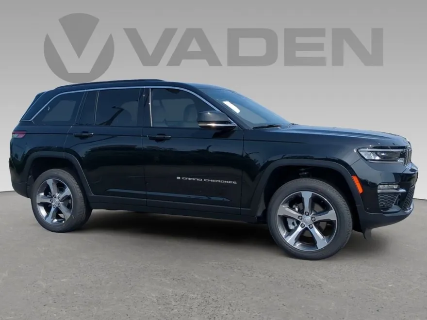 2025 Jeep Grand Cherokee Limited photo 1