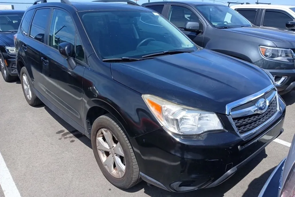2015 Subaru Forester 2.5i Premium photo 1