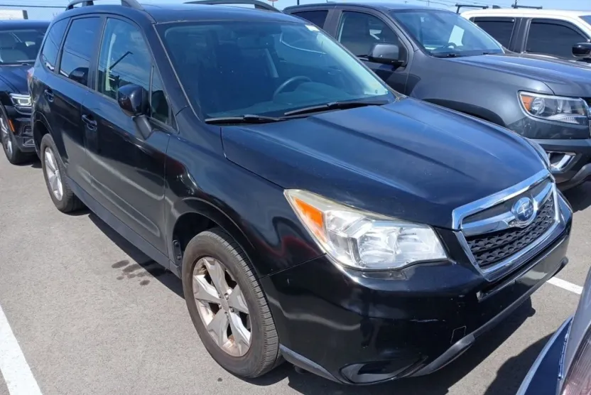 2015 Subaru Forester 2.5i Premium photo 1