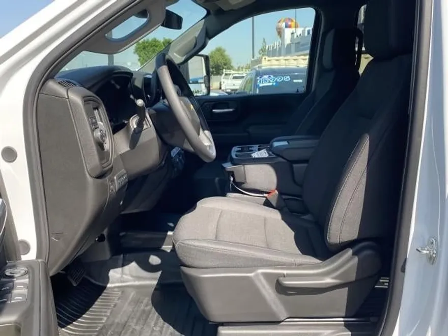 2025 Chevrolet Silverado 2500HD Work Truck photo 1