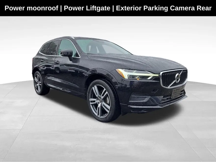 2020 Volvo XC60 T5 Momentum photo 1