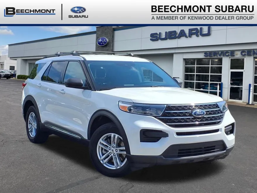2022 Ford Explorer XLT photo 1