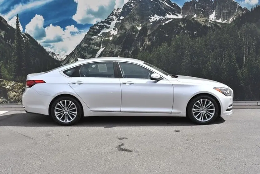 2017 Genesis G80 3.8 photo 1