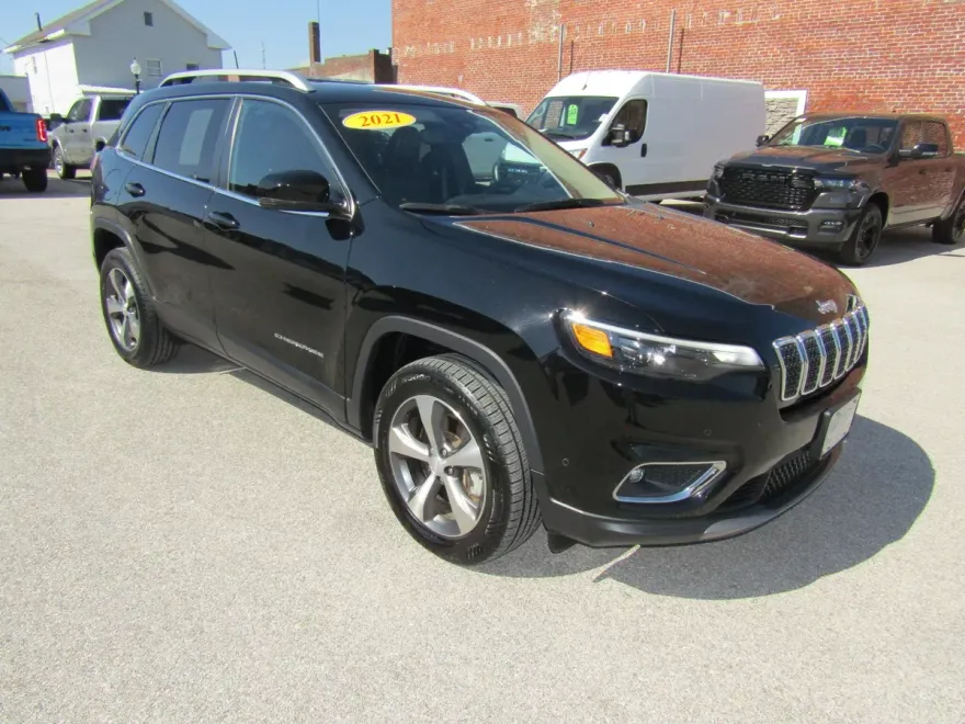 2021 Jeep Cherokee Limited Sport photo 1