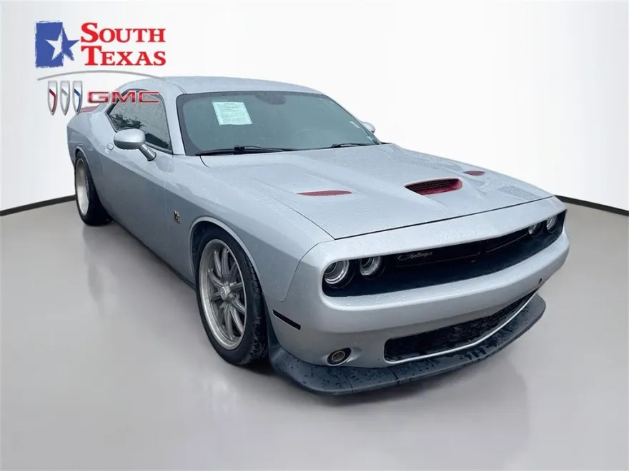 2019 Dodge Challenger R/T Scat Pack photo 1