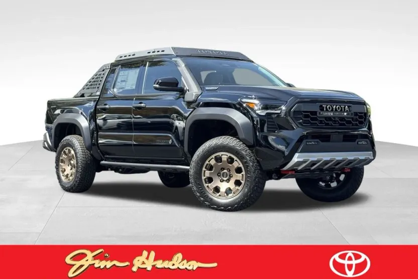 2025 Toyota Tacoma Trailhunter Double Cab photo 1