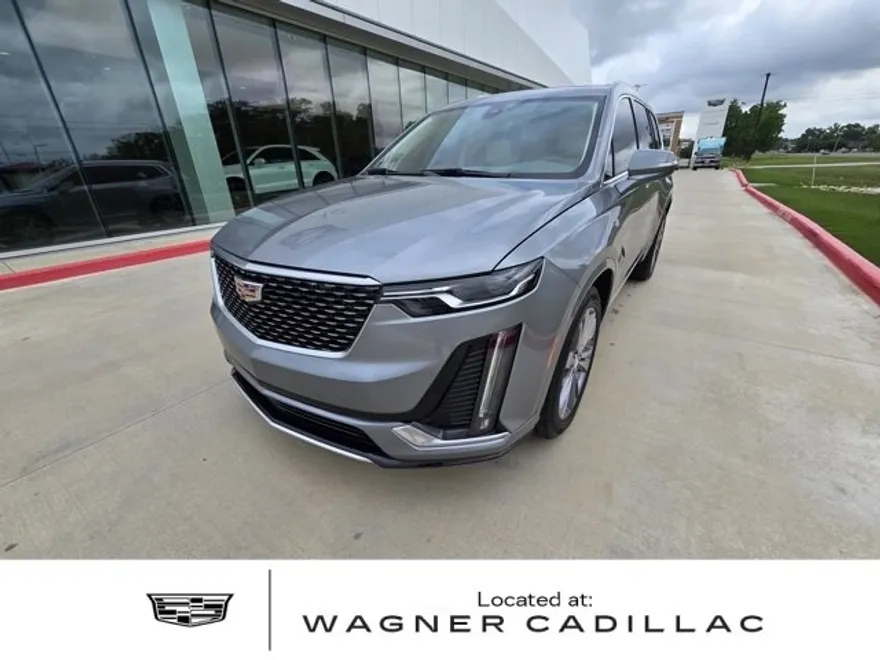 2025 Cadillac XT6 Premium Luxury photo 1