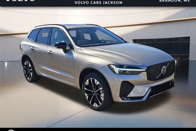 2026 Volvo XC60 B5 Plus photo 1