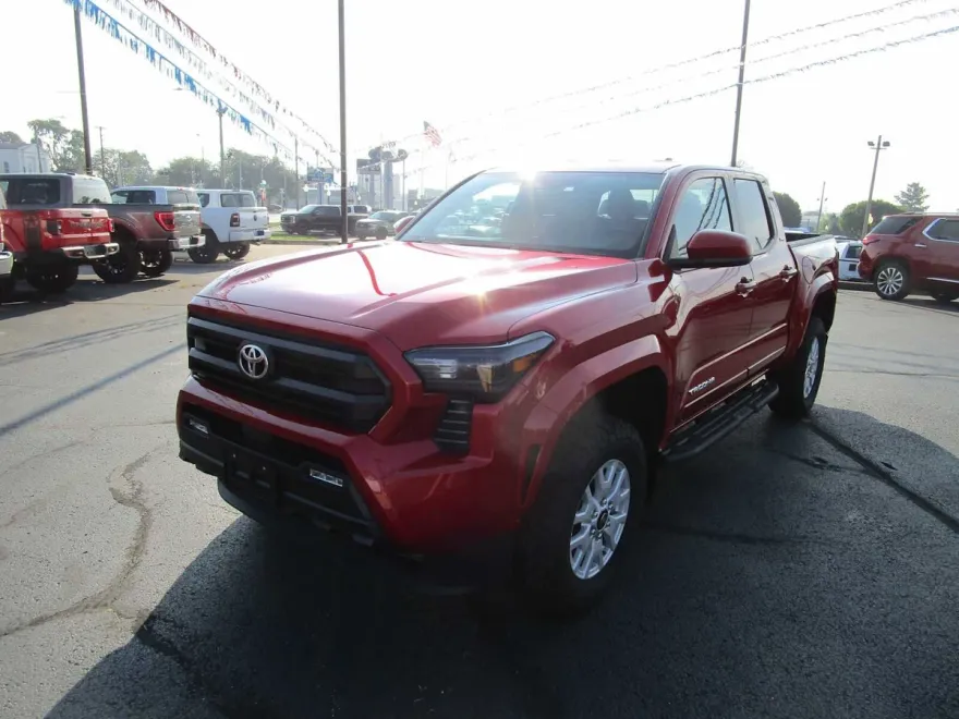 2024 Toyota Tacoma SR5 photo 1