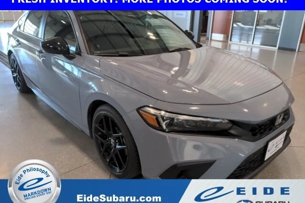 2022 Honda Civic Sport photo 1
