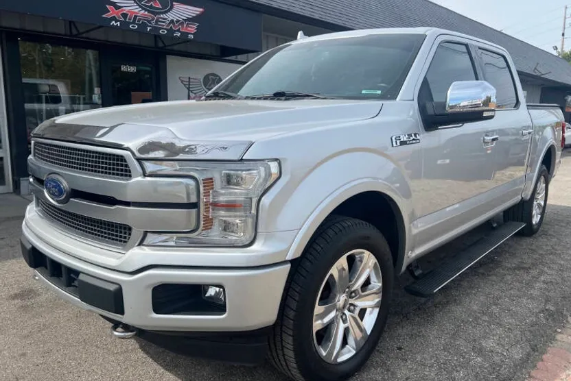 2018 Ford F-150 Platinum photo 1