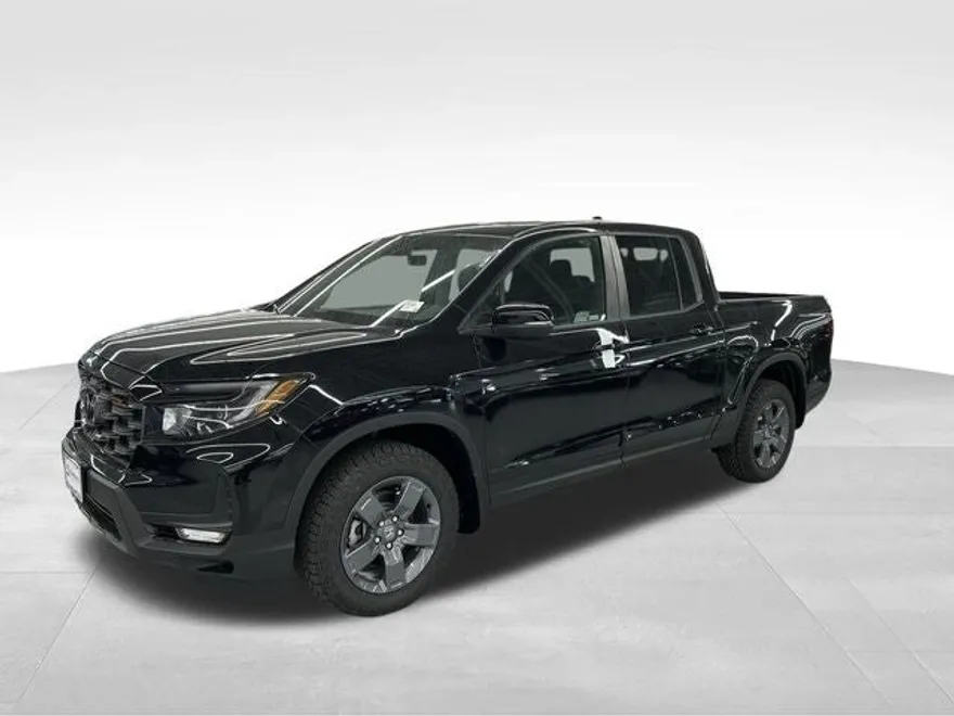 2025 Honda Ridgeline TrailSport photo 1