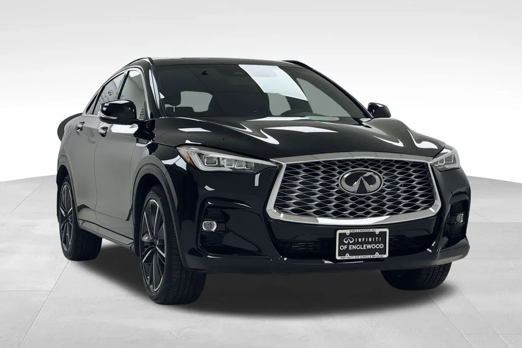 2024 Infiniti QX55 Essential photo 1