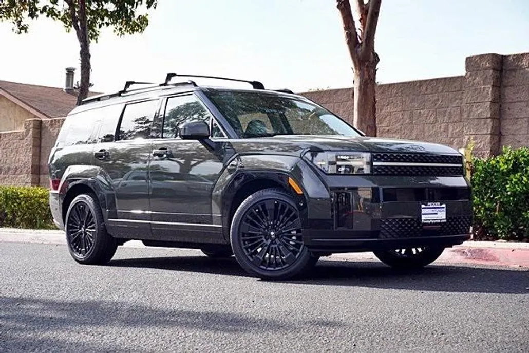 2025 Hyundai Santa Fe Calligraphy photo 1