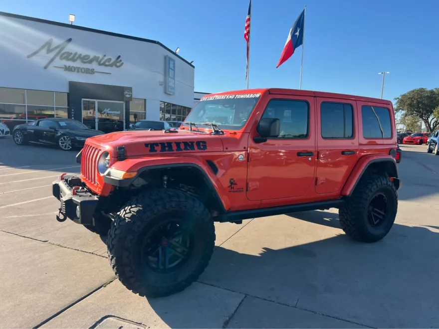 2018 Jeep Wrangler Unlimited Sahara photo 1